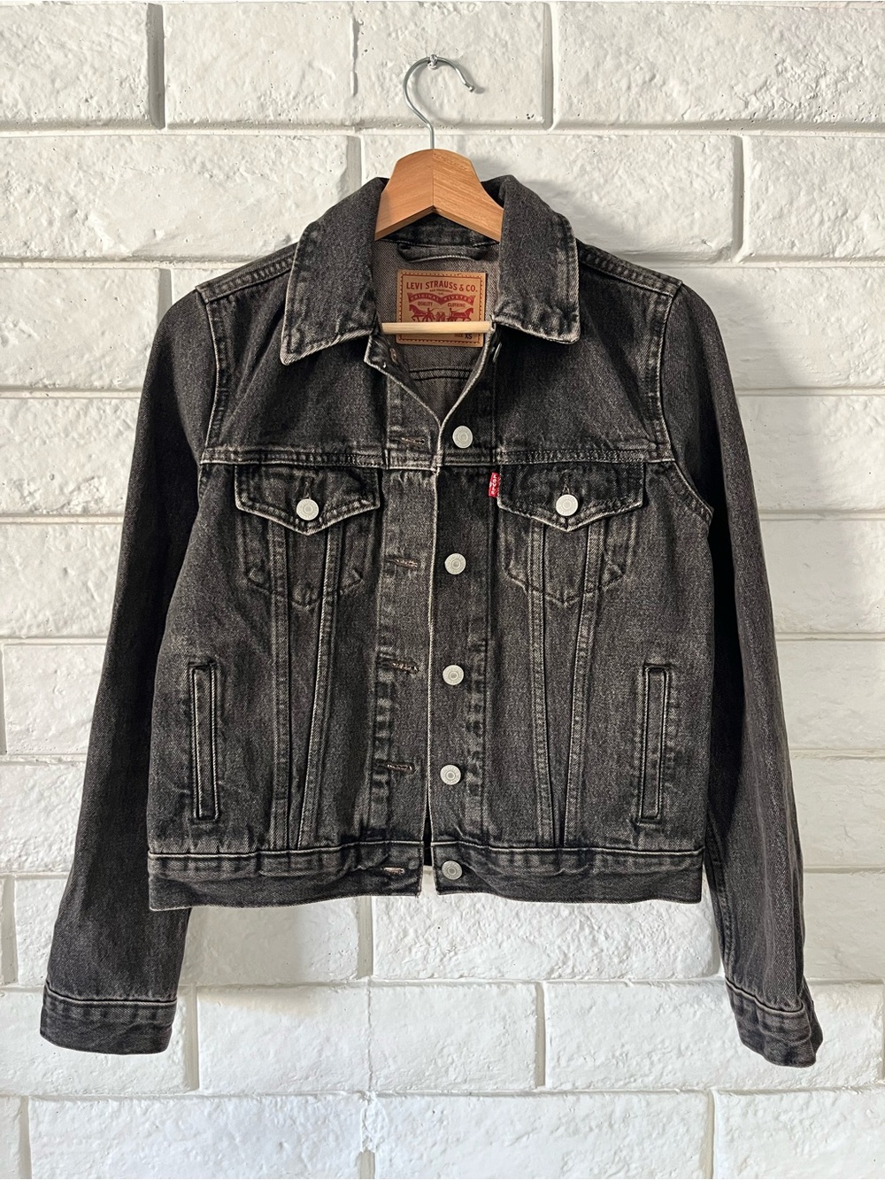 Levi's Original Trucker Jacket Women's Size XS Washed Black Denim